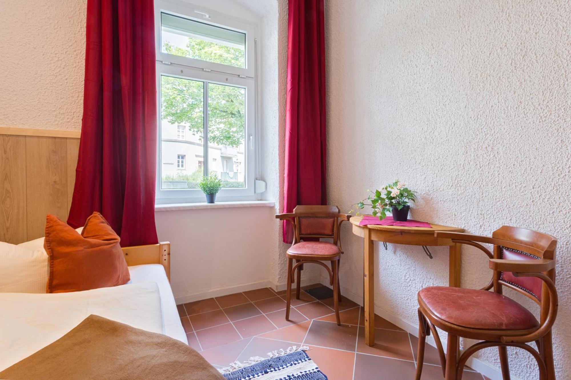 Gaestezimmer I Einzelzimmer Mit Gemeinschaftsbad Und Gemeinschaftskueche Chemnitz Kültér fotó